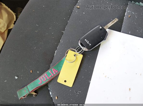 KNDCP3LE6R5132701 2024 KIA NIRO Черный Вид панели приборов