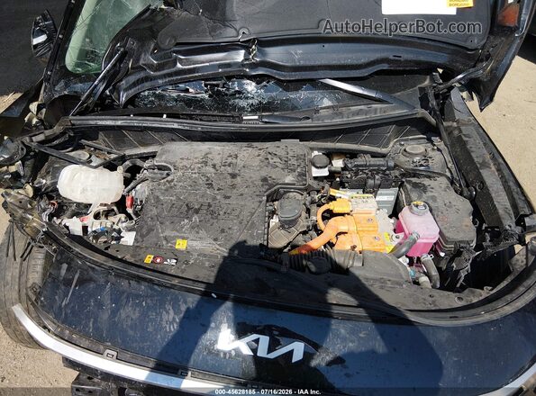 KNDCP3LE6R5132701 2024 KIA NIRO Черный Вид сзади