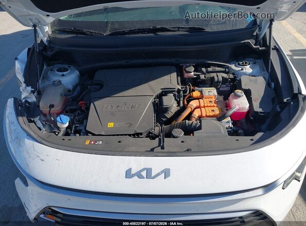 KNDCP3LE6R5165133 2024 KIA NIRO Белый Вид сзади