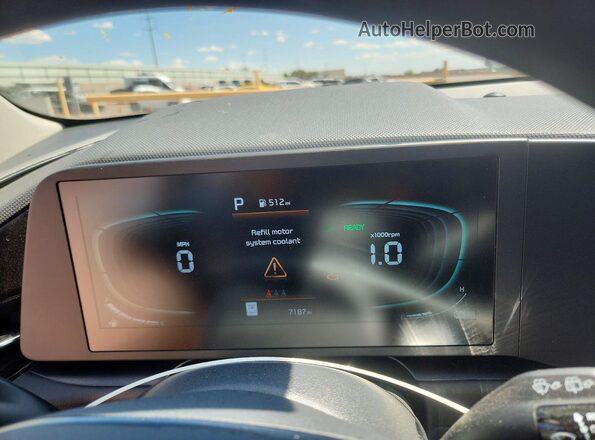 KNDCP3LE6T5322781 2026 KIA NIRO White ხელსაწყოთა პანელის ხედი