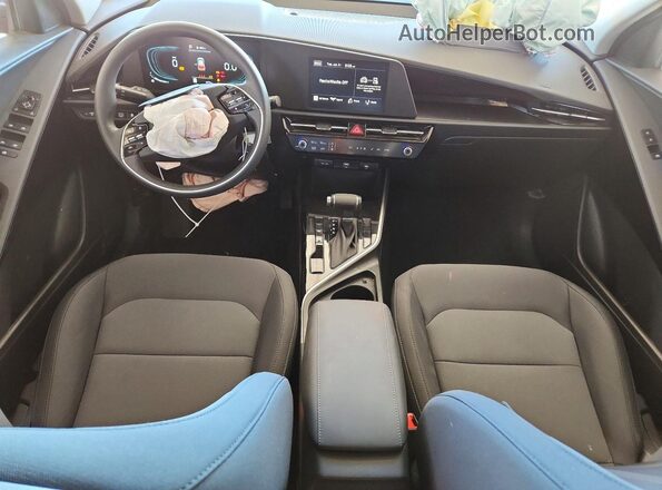 KNDCP3LE6T5357837 2026 KIA NIRO Brown Dashboard view