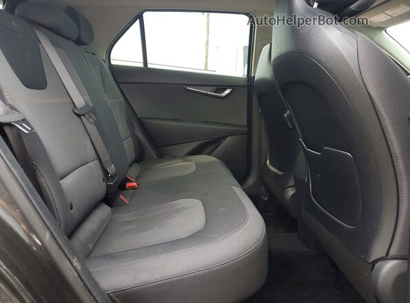 KNDCP3LE7T5316553 2026 KIA NIRO Gray Widok wnętrza z tyłu