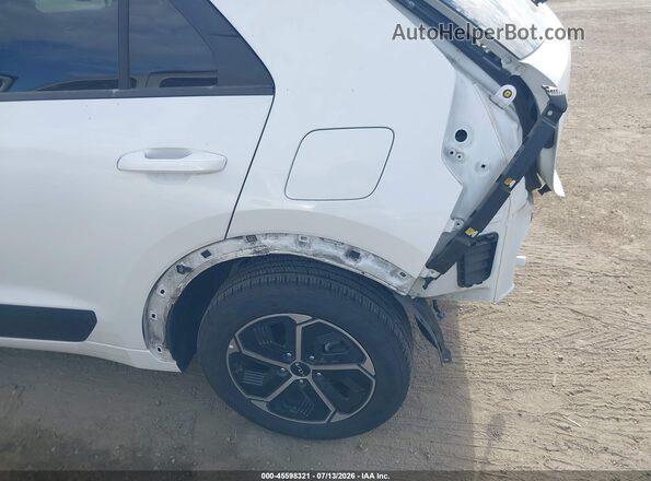 KNDCP3LE9R5146981 2024 KIA NIRO Белый 