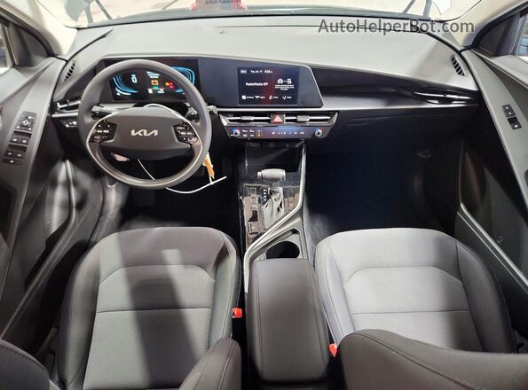 KNDCP3LE9T5339025 2026 KIA NIRO Gray წინა პანელის ხედი