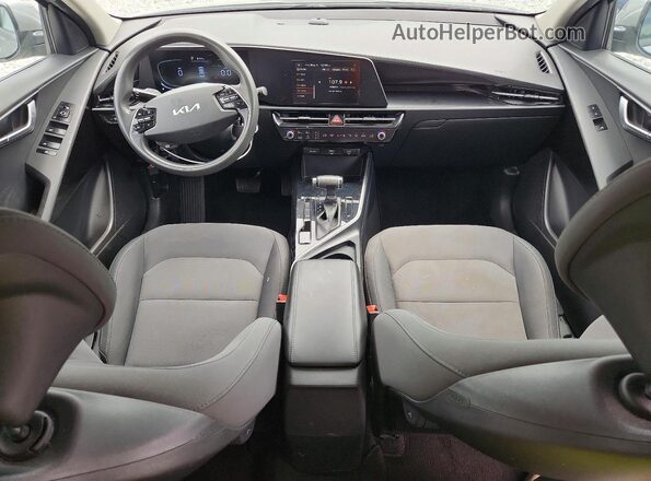 KNDCP3LEXP5061161 2023 KIA NIRO Gray Vista del salpicadero