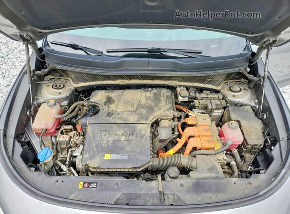 KNDCP3LEXP5061161 2023 KIA NIRO Gray Vista del compartimento del motor