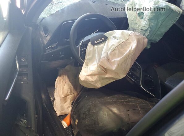 KNDCP3LEXT5340555 2026 KIA NIRO Gray Առջևի վահանակի տեսք