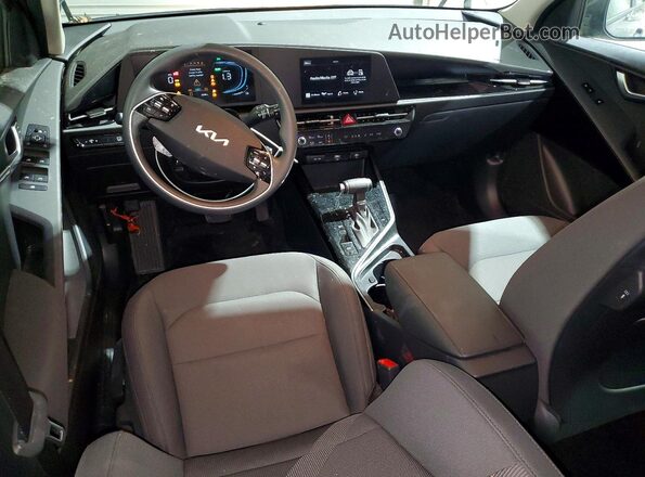 KNDCP3LEXT5357646 2026 KIA NIRO Gray Dashboard view
