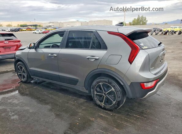 KNDCP3LEXT5359588 2026 KIA NIRO Silver Հետևի ձախ