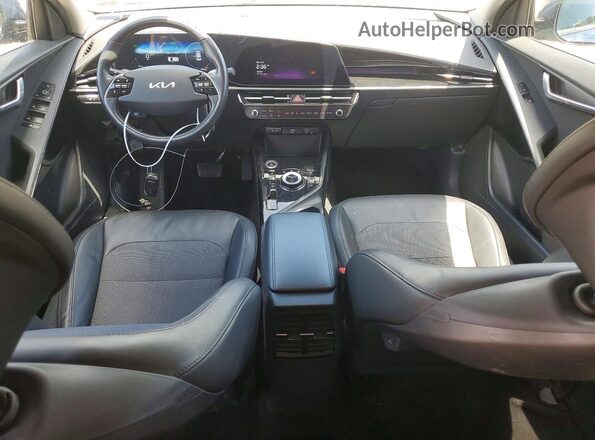 KNDCP3LE2T5325144 2026 KIA NIRO Серый Вид панели приборов