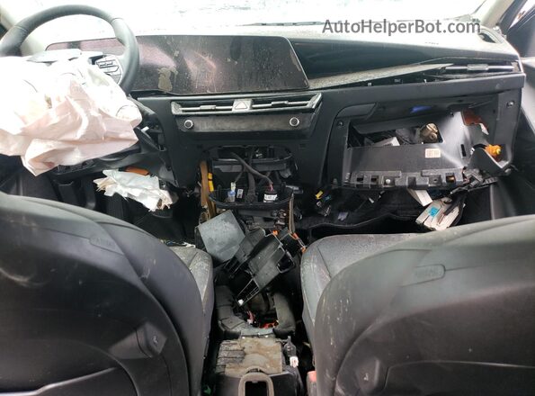 KNDCR3L11P5071469 2023 KIA NIRO Silver 