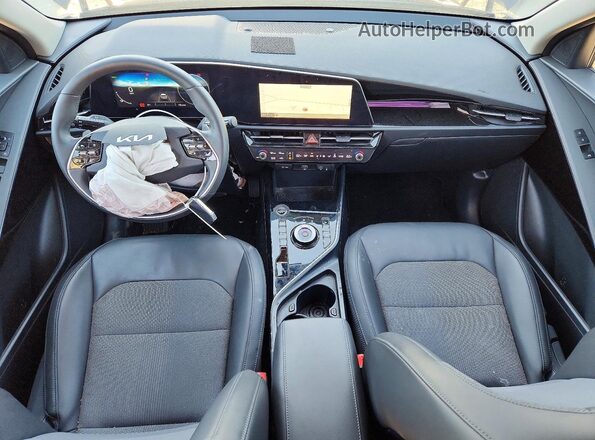 KNDCR3L11R5116977 2024 KIA NIRO Black Dashboard view