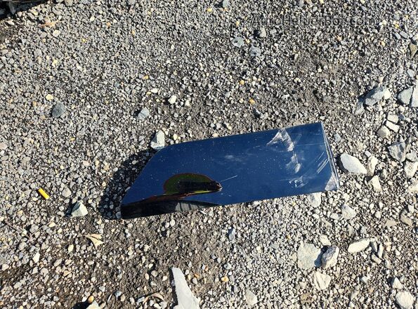 KNDCR3L12P5024709 2023 KIA NIRO Black Engine compartment view