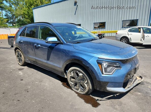 KNDCR3L13P5021365 2023 KIA NIRO Blue Սալոնի 360 աստիճան տեսք