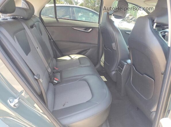 KNDCR3L14R5120912 2024 KIA NIRO Green Rear interior view
