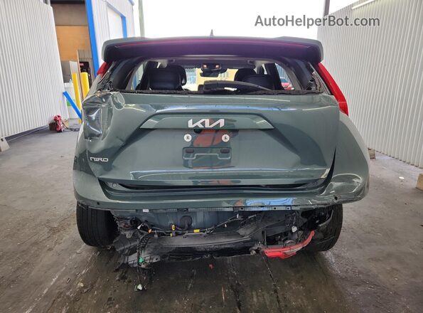 KNDCR3L15P5045196 2023 KIA NIRO Green 