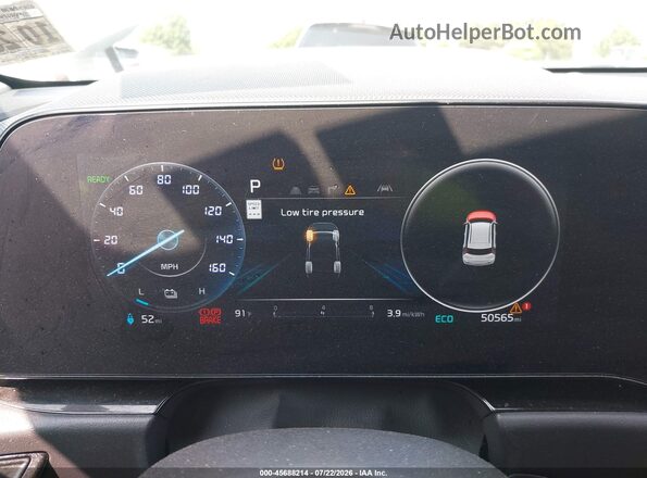 KNDCR3L15R5090870 2024 KIA NIRO EV White Vista de los asientos traseros