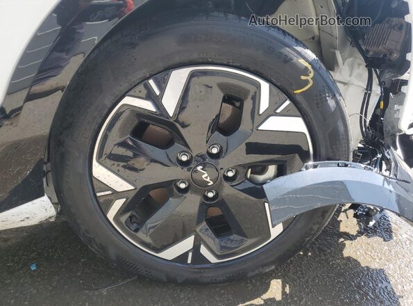 KNDCR3L15R5111605 2024 KIA NIRO White 