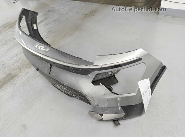 KNDCR3L16P5028682 2023 KIA NIRO Серебряный Вид наклейки с VIN-кодом