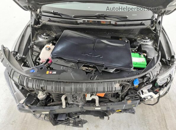 KNDCR3L16P5028682 2023 KIA NIRO Серебряный Вид подкапотного пространства