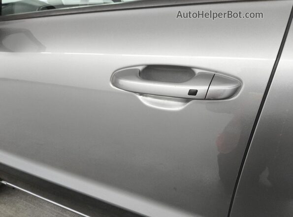 KNDCR3L16P5028682 2023 KIA NIRO Серебряный 