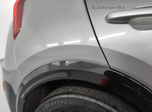 KNDCR3L16P5028682 2023 KIA NIRO Серебряный 