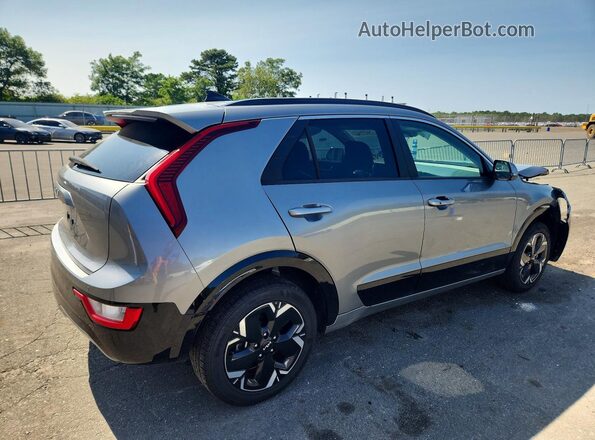 KNDCR3L16R5113475 2024 KIA NIRO Серебряный Задняя правая четверть