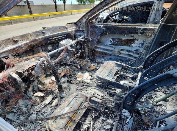 KNDCR3L17P5036211 2023 KIA NIRO Burn Widok wnętrza z przodu