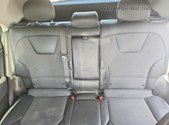 KNDCR3L19P5025159 2023 KIA NIRO Charcoal უკანა სავარძლების ხედი