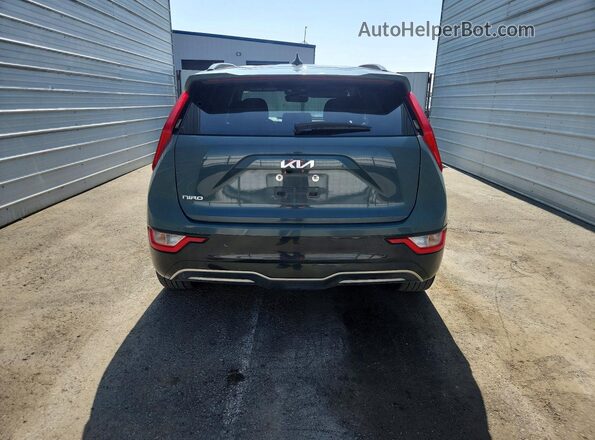 KNDCR3L19P5025159 2023 KIA NIRO Charcoal უკანა ხედი