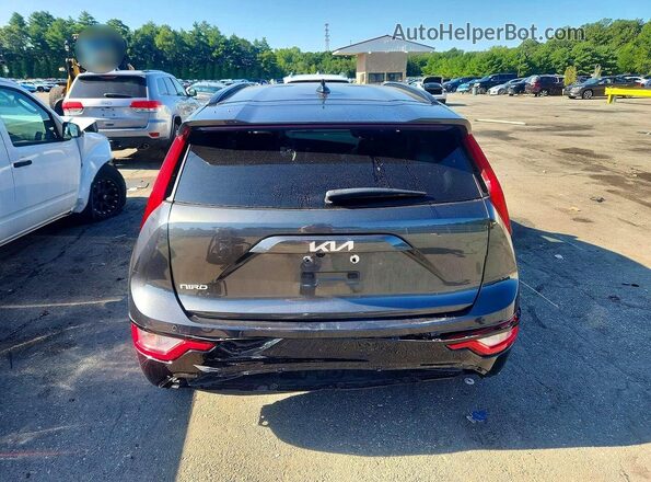 KNDCR3L19R5115883 2024 KIA NIRO Gray Հետևի տեսք