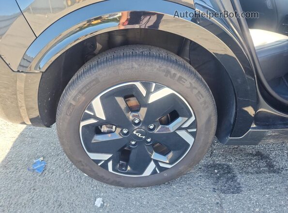 KNDCR3L19R5115883 2024 KIA NIRO Gray 