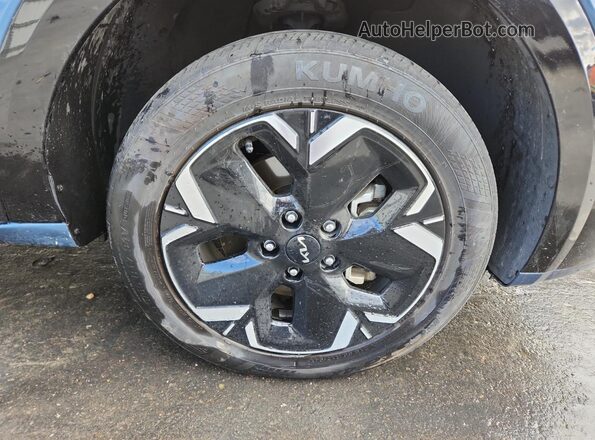 KNDCR3L19R5115933 2024 KIA NIRO Blue 