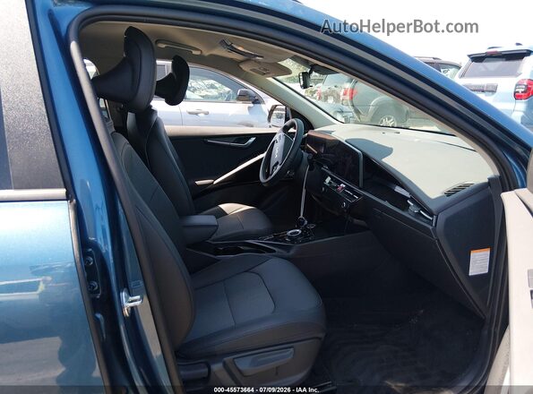 KNDCR3L19R5117925 2024 KIA NIRO EV Blue Front interior view