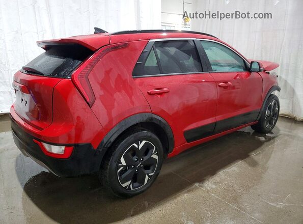 KNDCR3L1XR5111325 2024 KIA NIRO Red Rear right