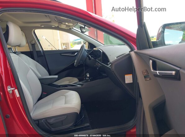 KNDCR3LE0R5131652 2024 KIA NIRO Red Vista interior delantera