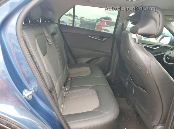 KNDCR3LE2R5135797 2024 KIA NIRO Blue Vista de los asientos traseros