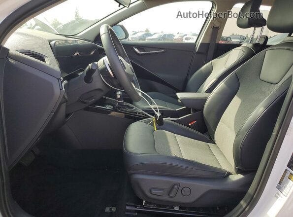 KNDCR3LE3R5143584 2024 KIA NIRO White Vista interior delantera