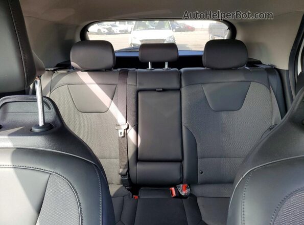 KNDCR3LE3R5143584 2024 KIA NIRO White Vista de los asientos traseros