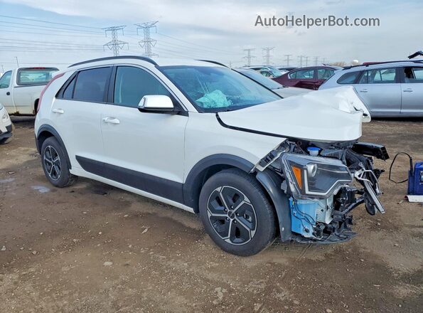 KNDCR3LE4S5262833 2025 KIA NIRO White Przód prawy