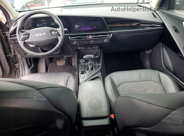 KNDCR3LE5P5052099 2023 KIA NIRO Gray Вид панелі приладів