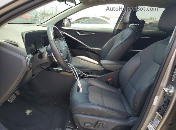 KNDCR3LE7P5099490 2023 KIA NIRO Silver Սալոնի դիմացի տեսք