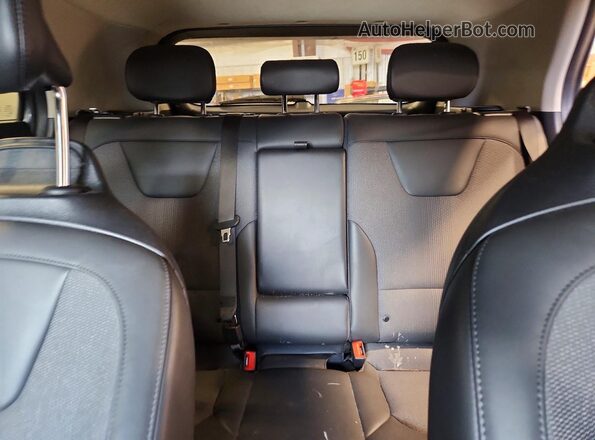 KNDCR3LE7S5269047 2025 KIA NIRO Gray Вид задніх сидінь