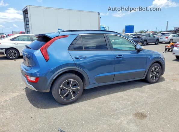 KNDCR3LE8P5040643 2023 KIA NIRO Синий Задняя правая четверть