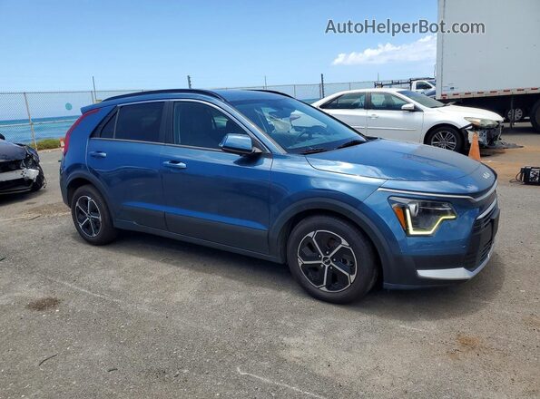 KNDCR3LE8P5040643 2023 KIA NIRO Синий Передняя правая четверть