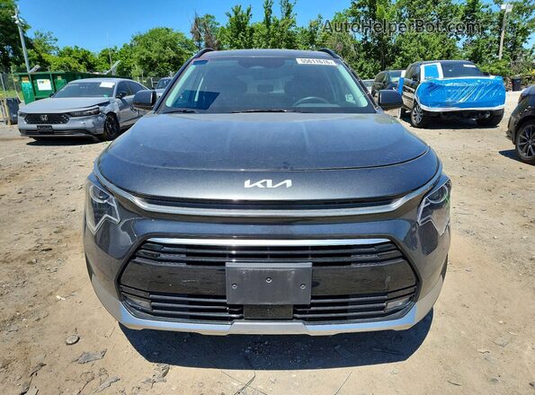 KNDCR3LE8P5042215 2023 KIA NIRO Black Front view
