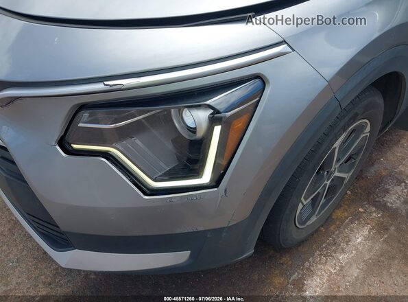 KNDCR3LE9P5059864 2023 KIA NIRO Gray Front view