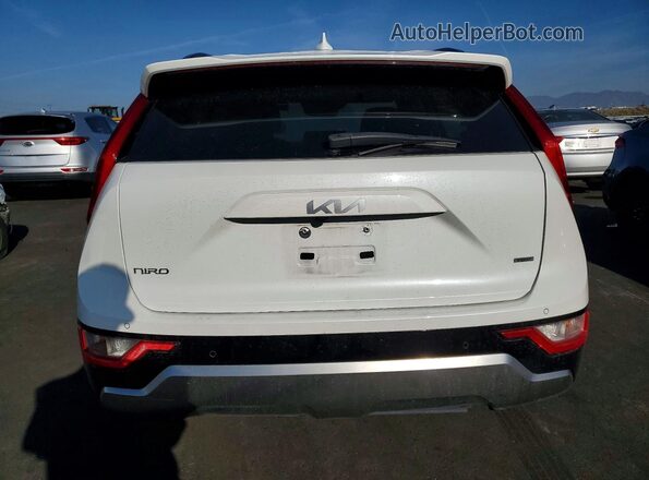 KNDCR3LEXP5043169 2023 KIA NIRO White Rear view