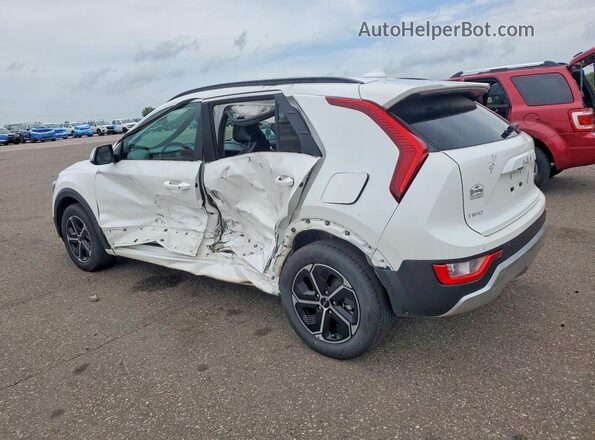 KNDCR3LEXR5141752 2024 KIA NIRO Белый Задняя левая четверть
