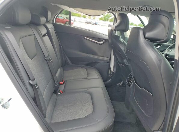 KNDCR3LEXR5141752 2024 KIA NIRO Белый Вид задней части салона